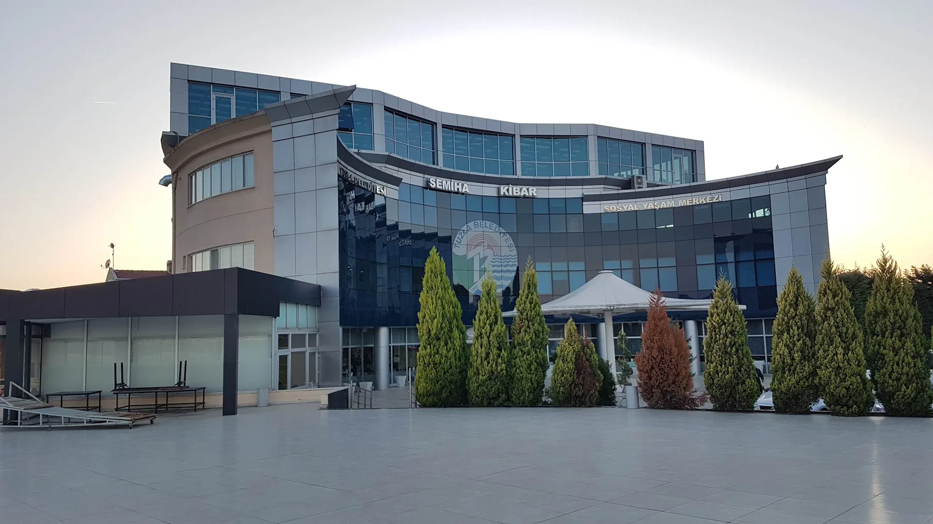 Tuzla Belediyesi Nikah Sarayı ve Kültür Merkezi galeri görseli
