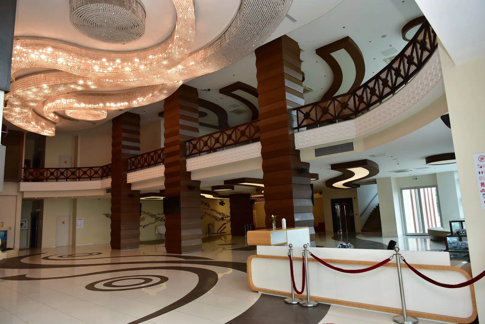 Tuzla Belediyesi Nikah Sarayı ve Kültür Merkezi galeri görseli