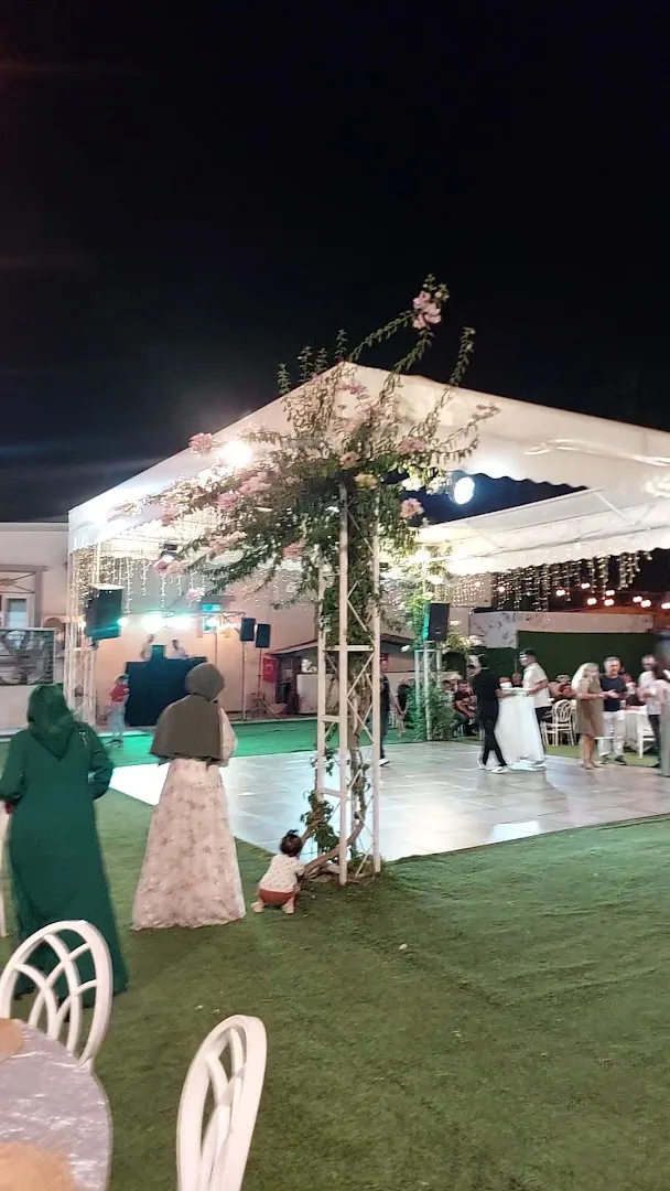 Komşu Kır Düğünü galeri görseli