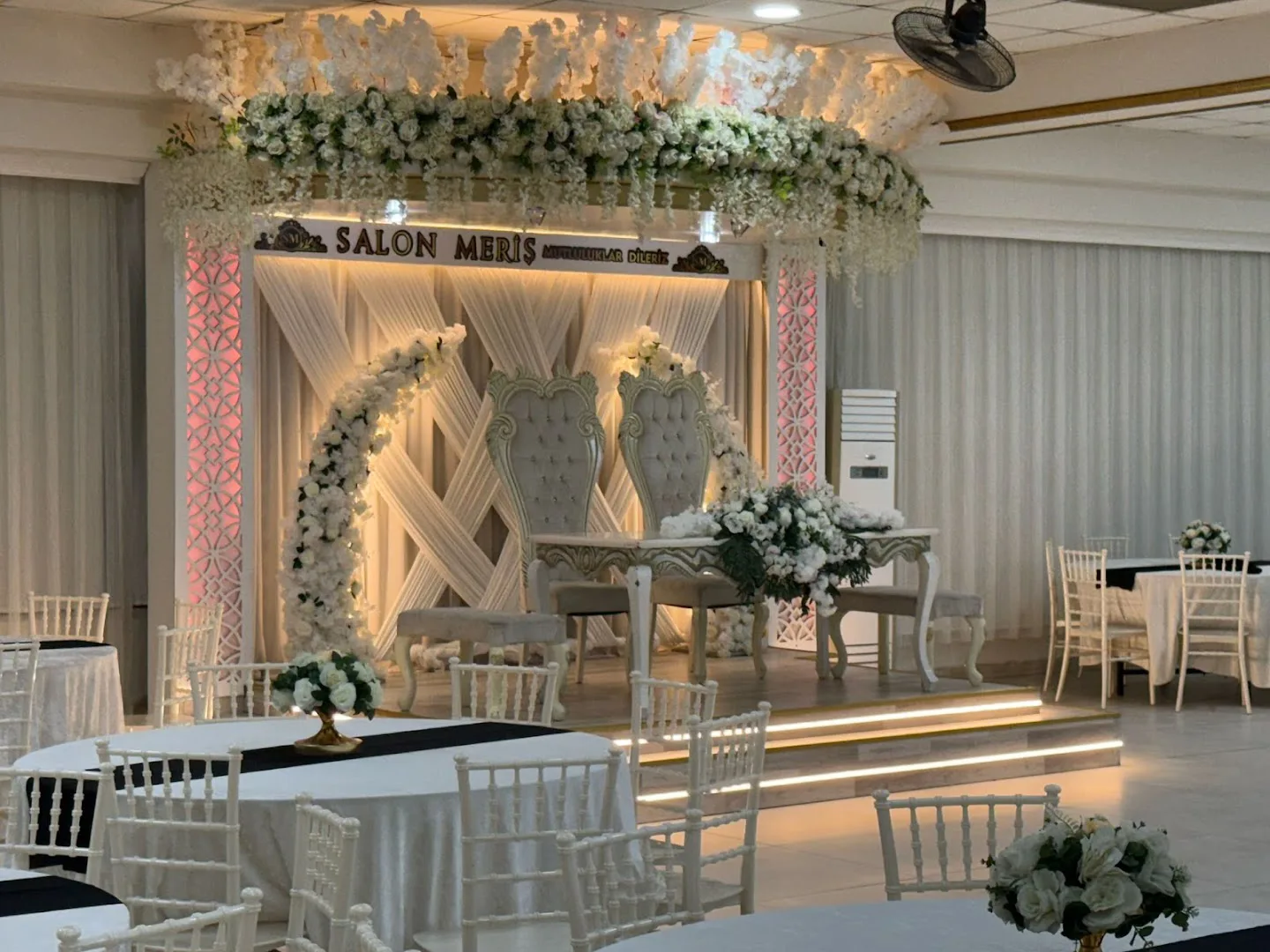 Meriş Balo ve toplantı salonu galeri görseli