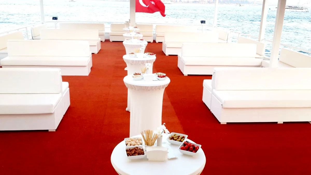 Lüfer Davet Tekneleri Teknede Düğün, Mezuniyet ve Tekne Kiralama galeri görseli