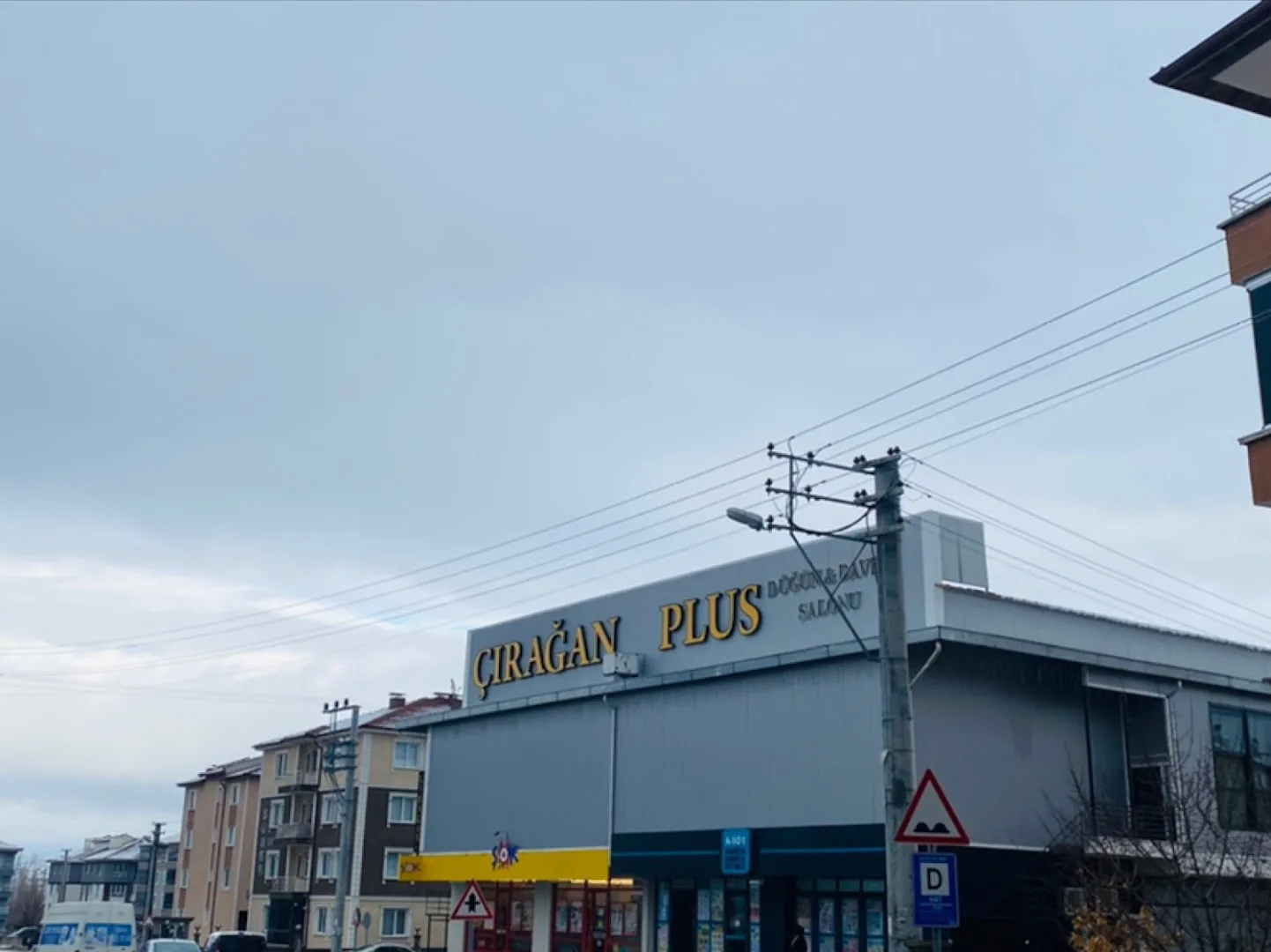 Çırağan Plus Düğün ve Davet Salonu galeri görseli