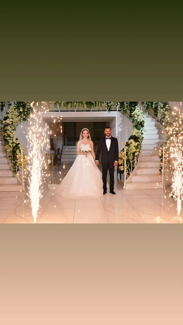 Royal Wedding Düğün Davet Balo galeri görseli