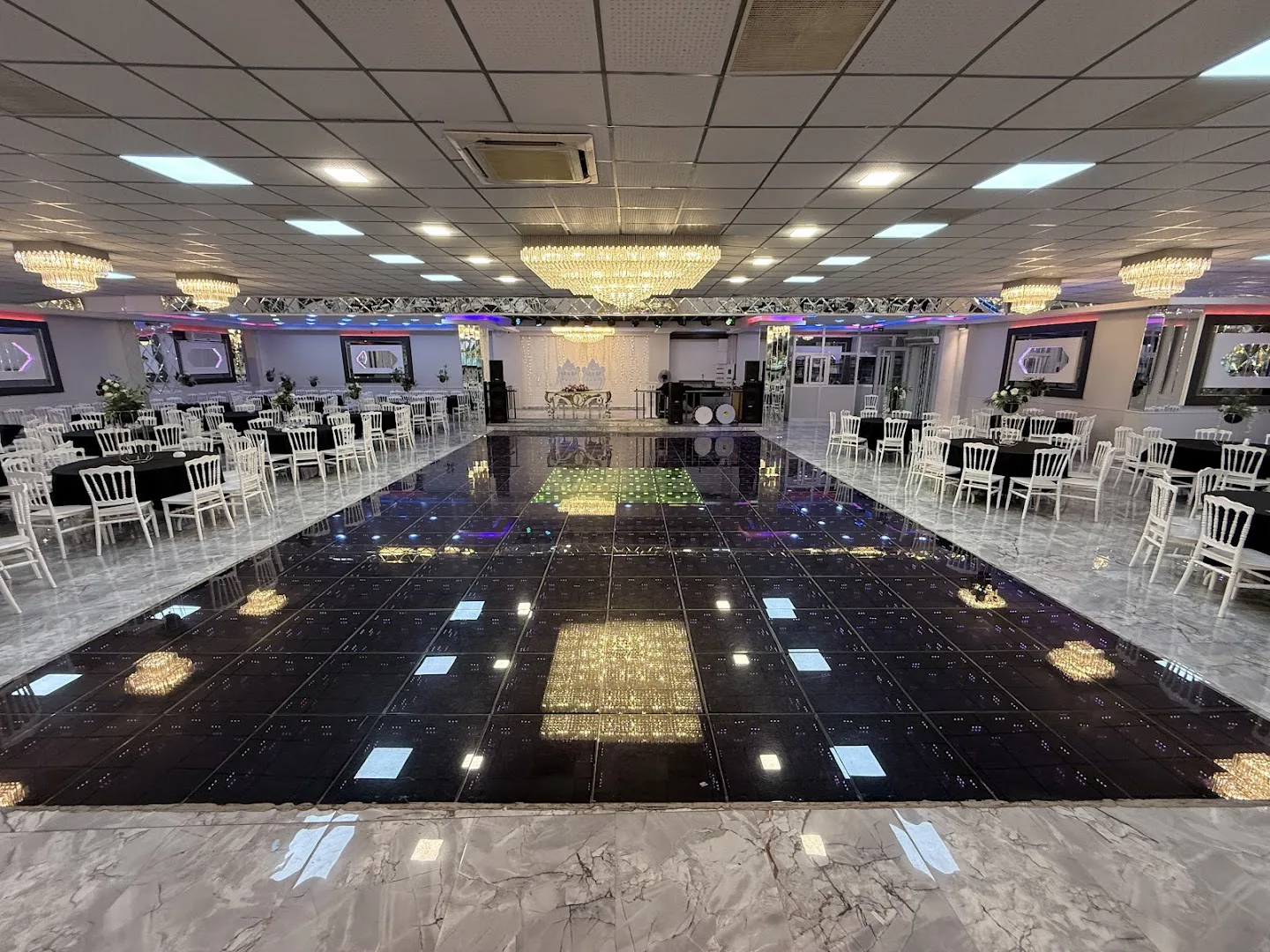 İmparator Müzikhol / Düğün Salonu galeri görseli