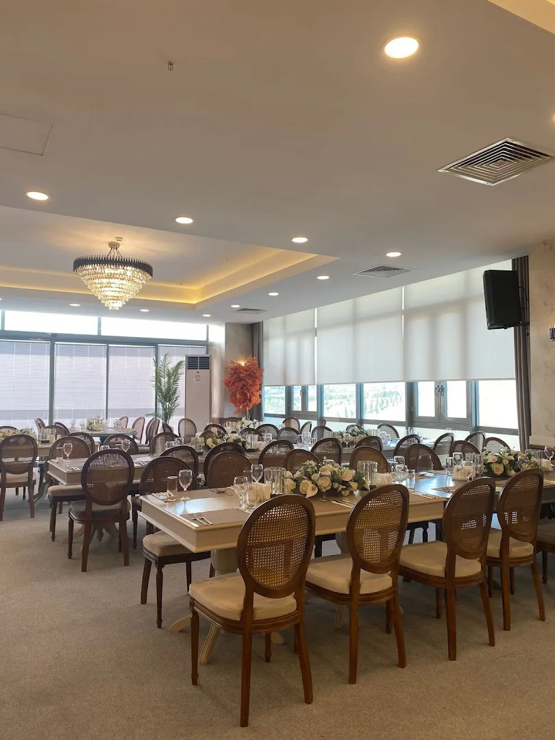 Gala Terrace Atakent Halkalı Düğün Salonu galeri görseli